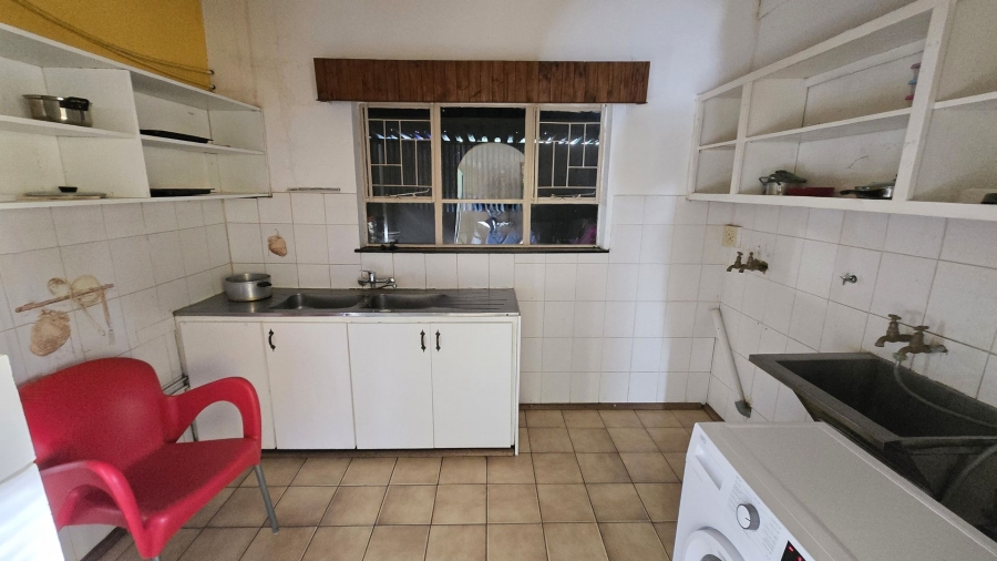 16 Bedroom Property for Sale in Brandwag Free State